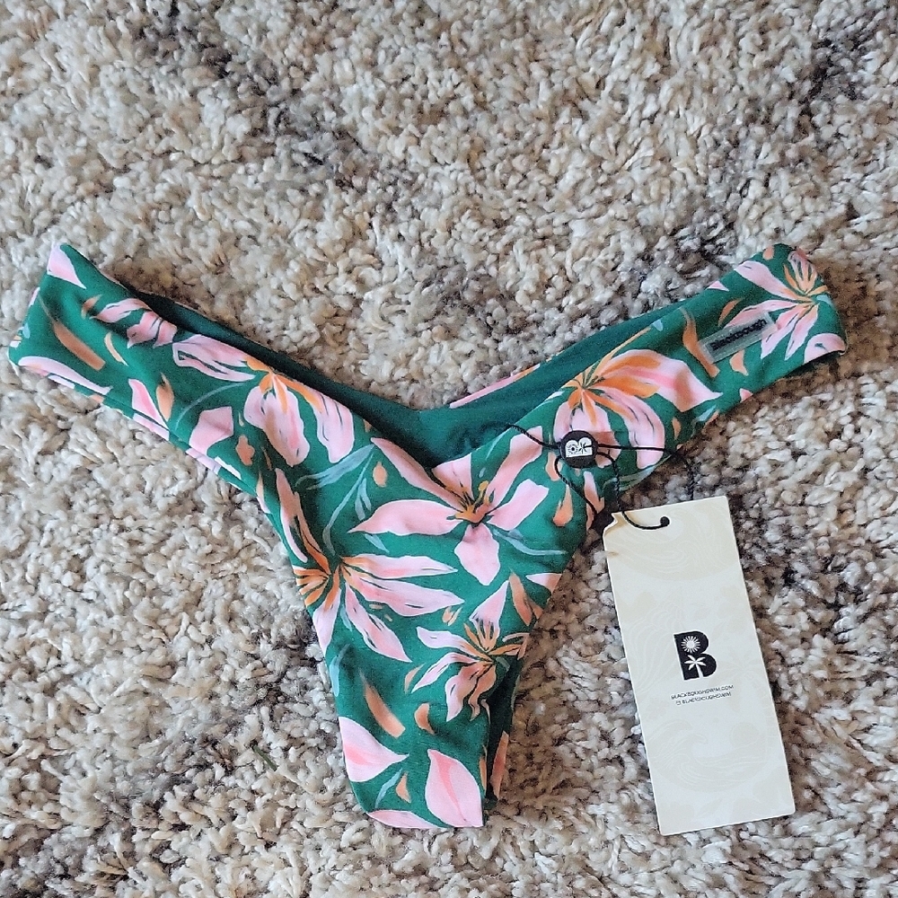 Blackbough Cheeky Bikini Bottom Size Small NWT